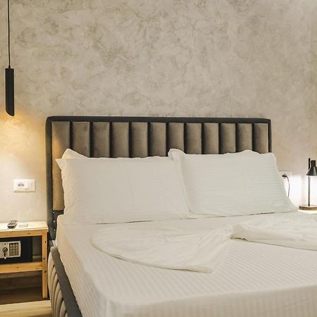 Luxury Villa Alisja Sarande With Private Beach Luaran gambar