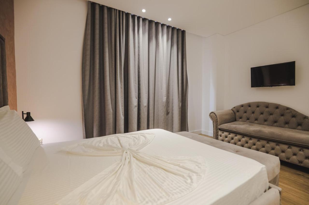 Luxury Villa Alisja Sarande With Private Beach Luaran gambar