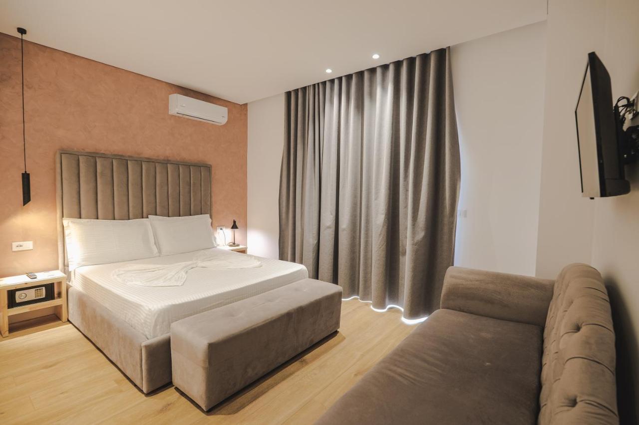 Luxury Villa Alisja Sarande With Private Beach Luaran gambar