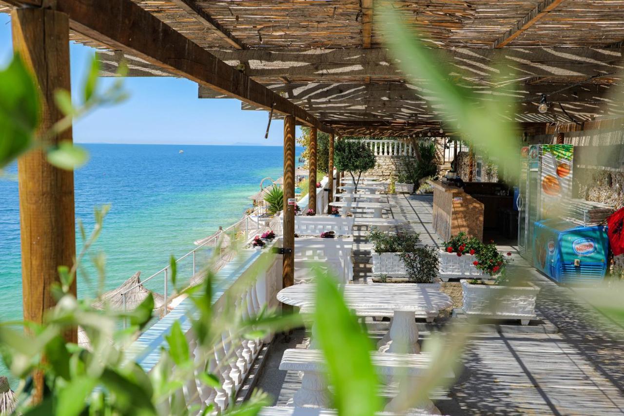 Luxury Villa Alisja Sarande With Private Beach Luaran gambar