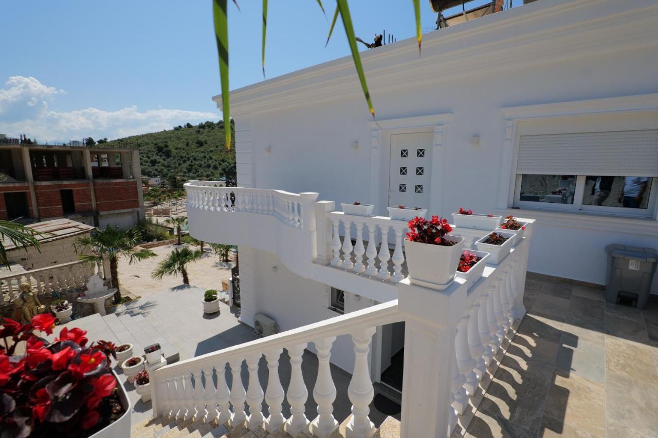 Luxury Villa Alisja Sarande With Private Beach Luaran gambar